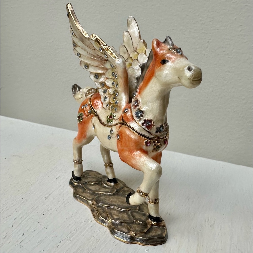 Rare Vintage Pegasus Keepsake Box by Kubla